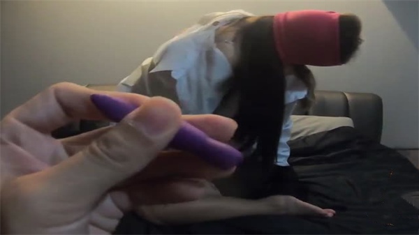 猛男性福生活实录：各色嫩妹母狗群P淫乱派对1